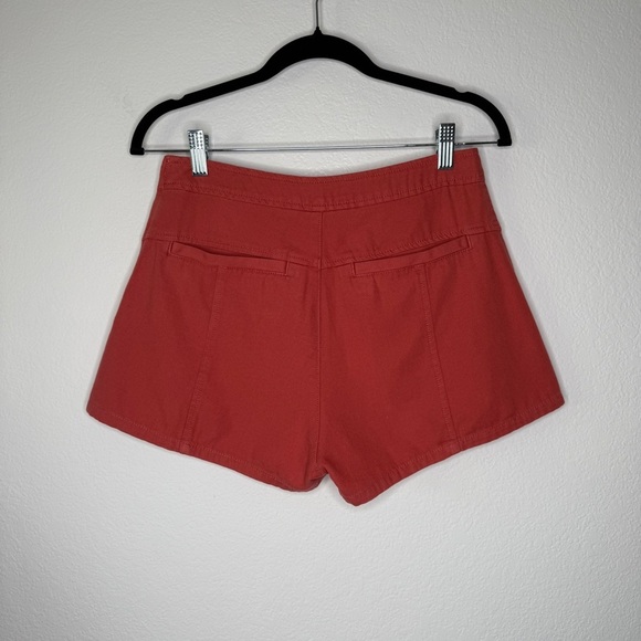 Unsubscribed Coral Button Front Shorts Size 2 - Picture 3 of 5